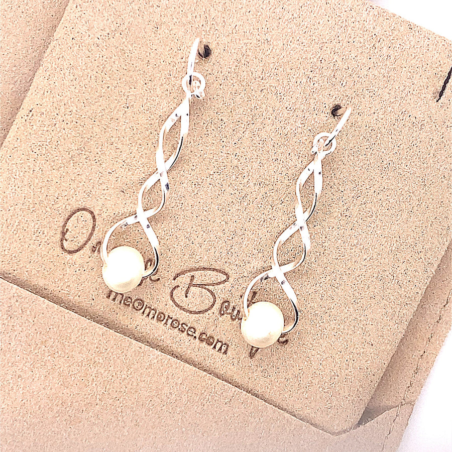 Samia Fresh Water Pearl Dangle Earrings