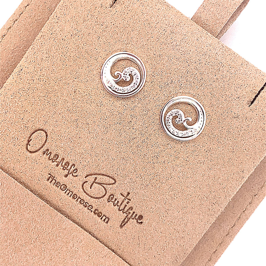 Ocean Wave Push-Back Stud Earrings