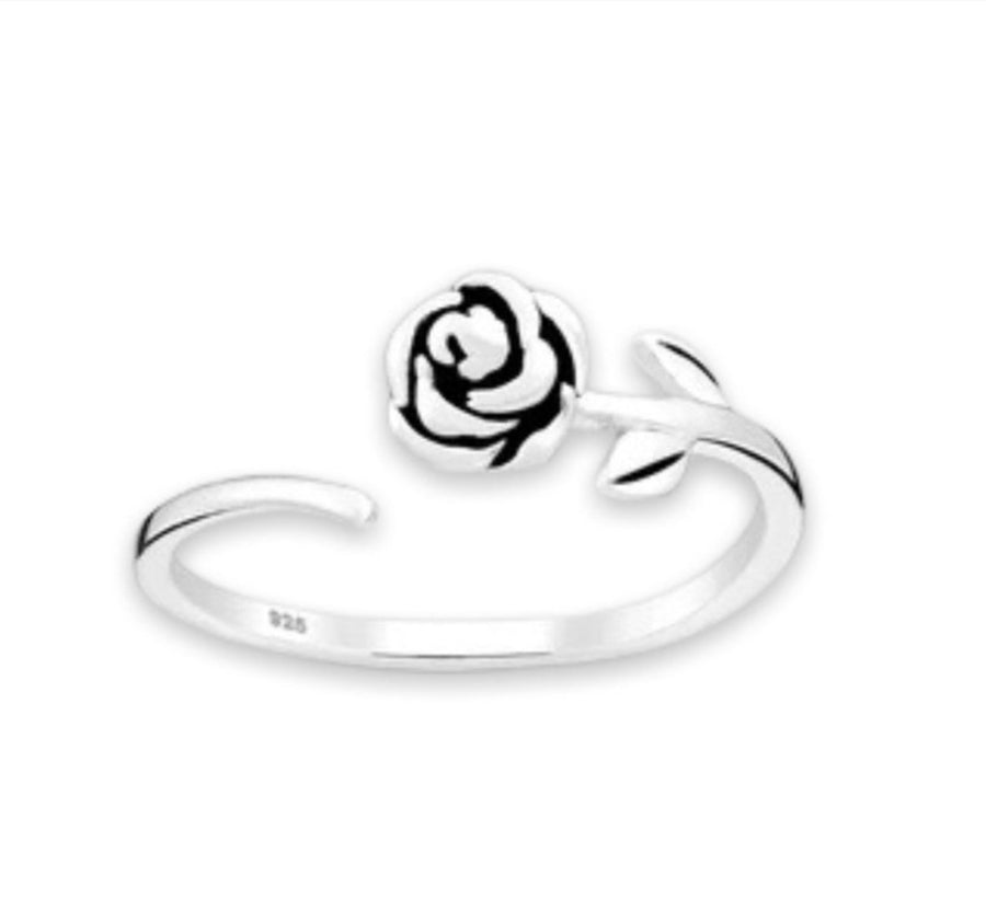 Beautiful 925 Sterling Silver Rose Ring.