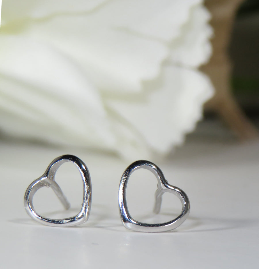 S925 Sterling Silver Love Heart Stud Earrings, Cutest Heart Earrings, Beautiful Stud Earring, Real Silver heart mothers day