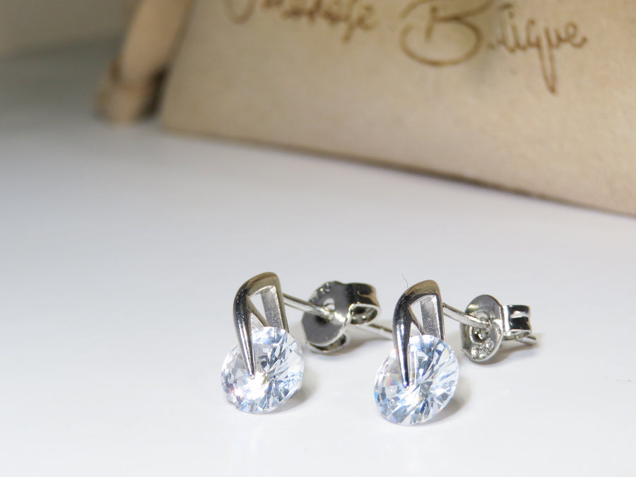 S925 Dangle Diamond Stud Earring, Silver Sparkle Crystal Earring, Elegant, Classy, Flashy Earring with Sparkles mothers day