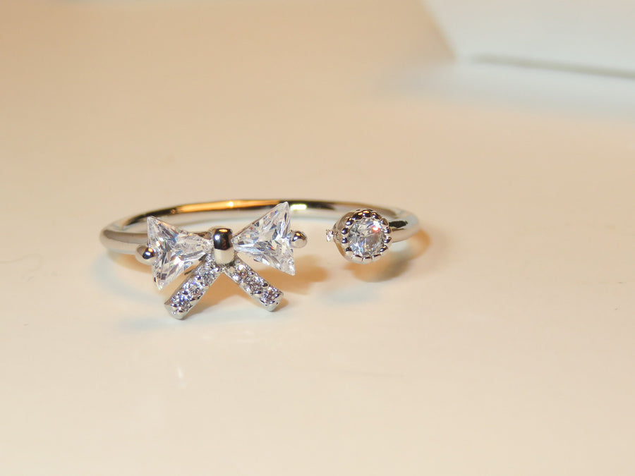 Amiah Bow and Crystal Ring