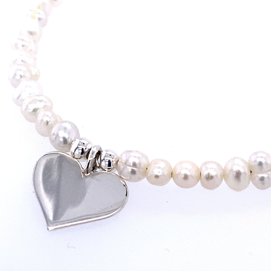 Nilah Heart Bracelet Beaded with Freshwater Pearls